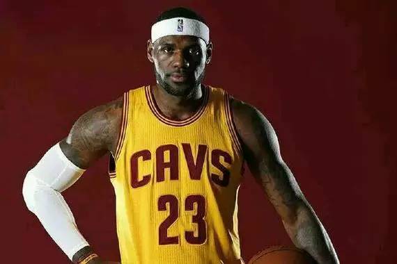 禹唐DAILY|休赛期球衣销量排名：詹皇压库里；因凡蒂诺高度赞赏视频回放技术