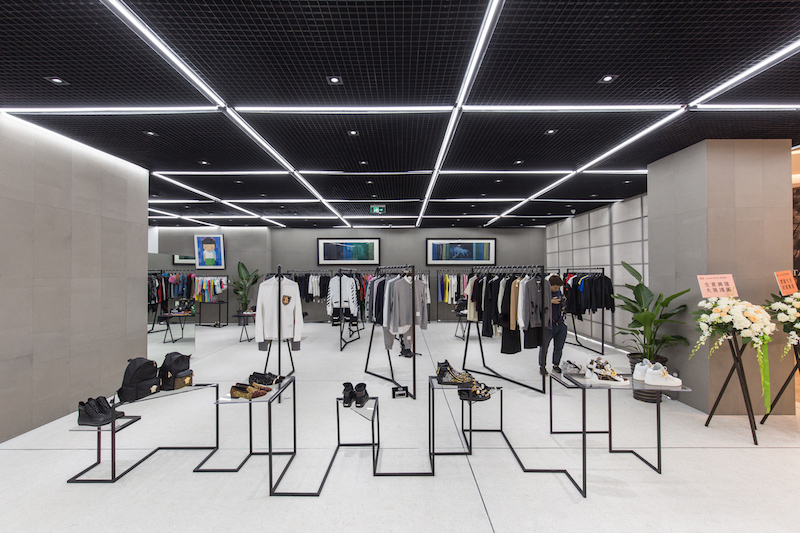 今日消费资讯：成都仁恒置地六周年、《太阳的后裔》成为首尔国际电视节大赢家