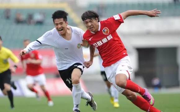 禹唐DAILY|休赛期球衣销量排名：詹皇压库里；因凡蒂诺高度赞赏视频回放技术