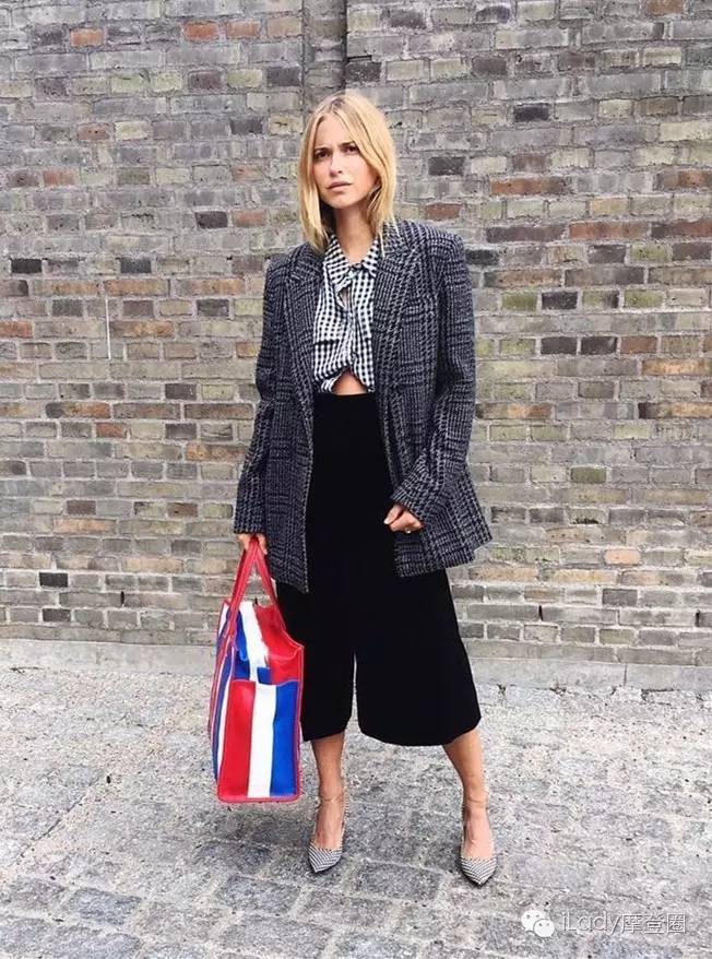 为什么有人愿意花一万多买皮草,为什么有人愿意花几万块买包