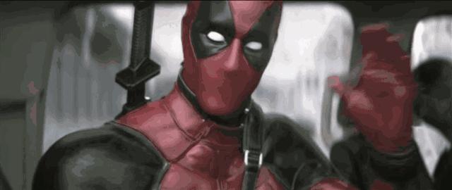 DC为何屡战屡败给漫威？只因装B的姿势不对