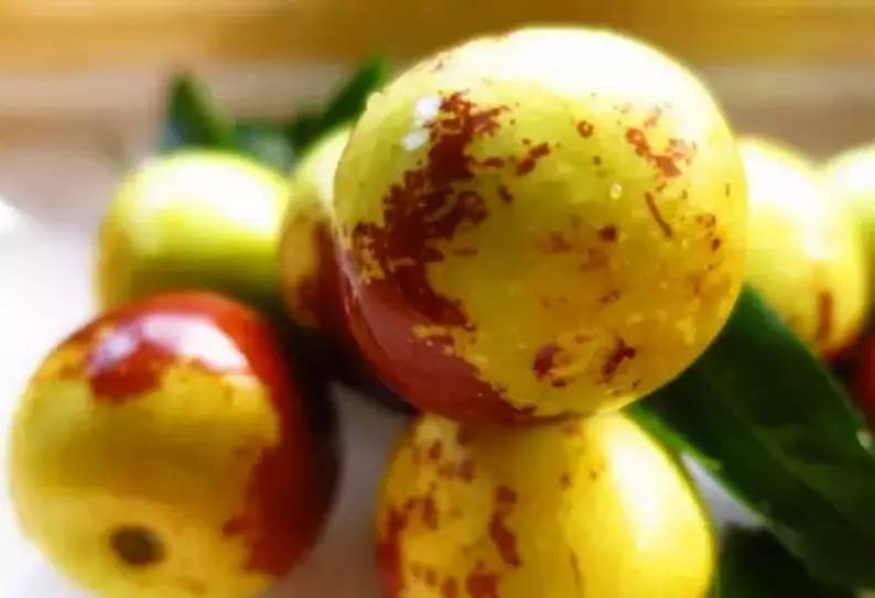 生活圈丨秋吃鲜枣好处多,但有五类人群不宜吃!