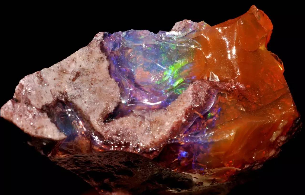 报告！就是这绚烂的火欧泊让我有忍不住剁手的欲望