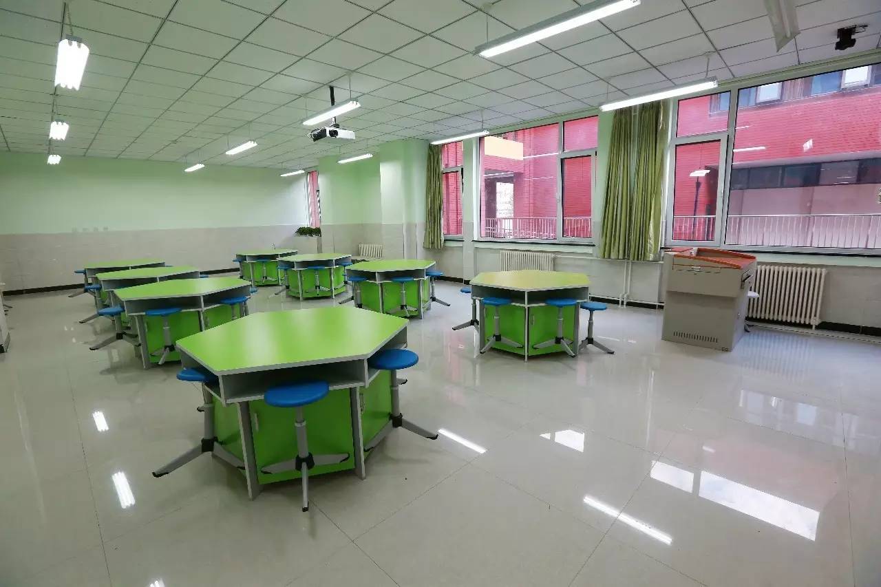 北京市第二实验小学实拍,介绍北京第二实验小学