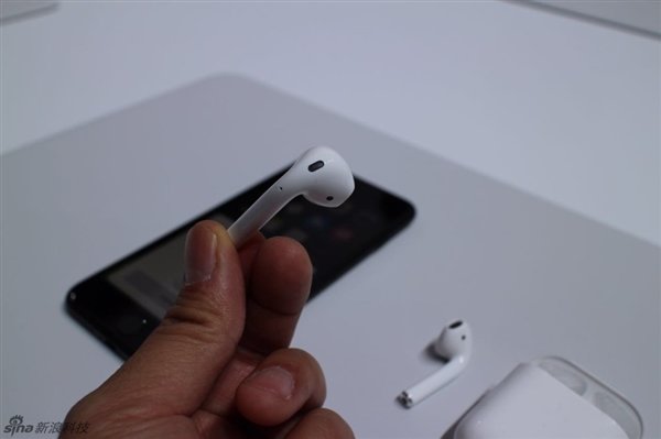 iphone有线耳机和airpods,苹果除airpods外无线耳机推荐