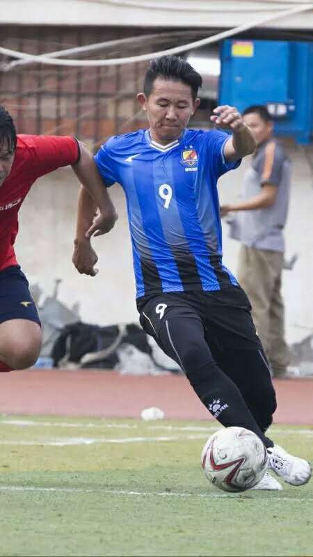 鏋楁瘏涓嶅繕鍒濆績,鏋楁瘏鎸戞垬瓒崇悆