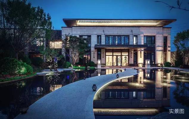 抢房大战再现楼市出现逆转,抢房潮再现楼市魔幻重启