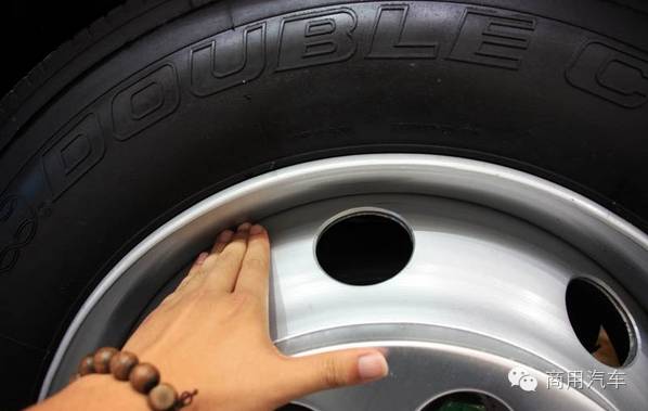 货车真空胎轮毂和带内胎轮毂区别,货车真空胎钢圈和内外胎钢圈区别