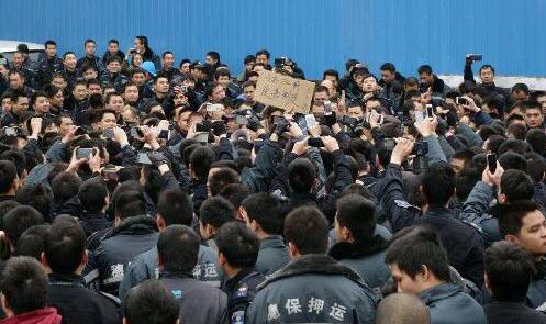 运钞司机抢劫运钞车，揭开“现代镖局”内幕