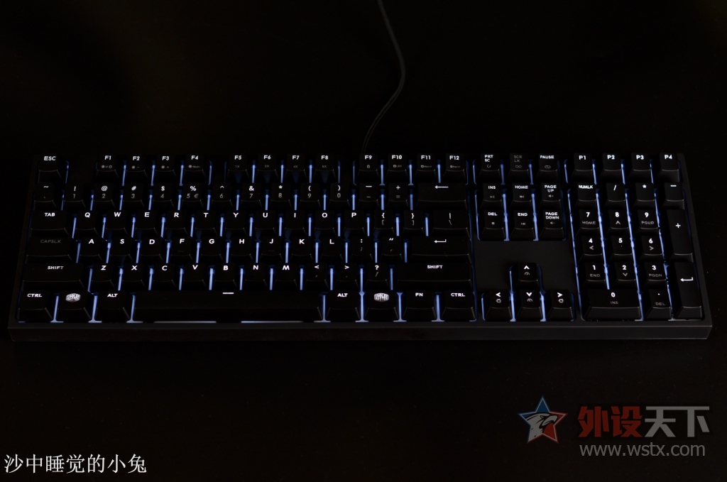 烧友的评价,酷冷至尊机械键盘手感