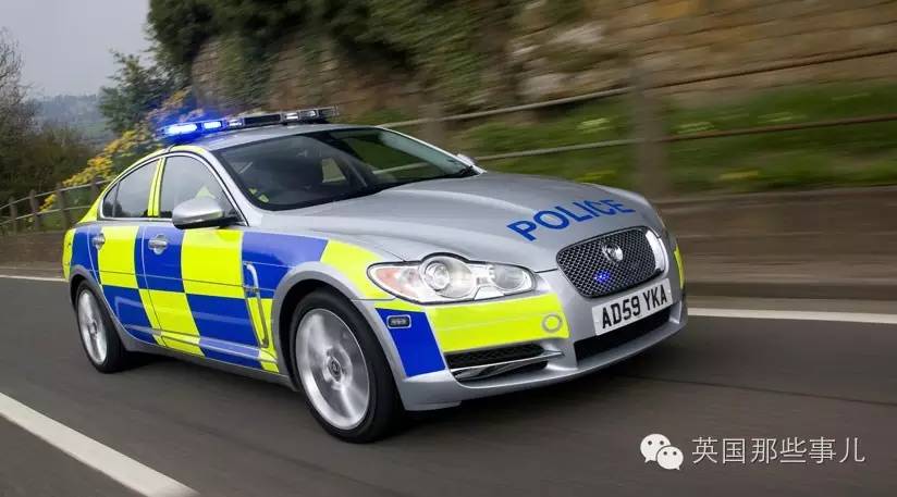 英国警车和警察视频,英国新型警车