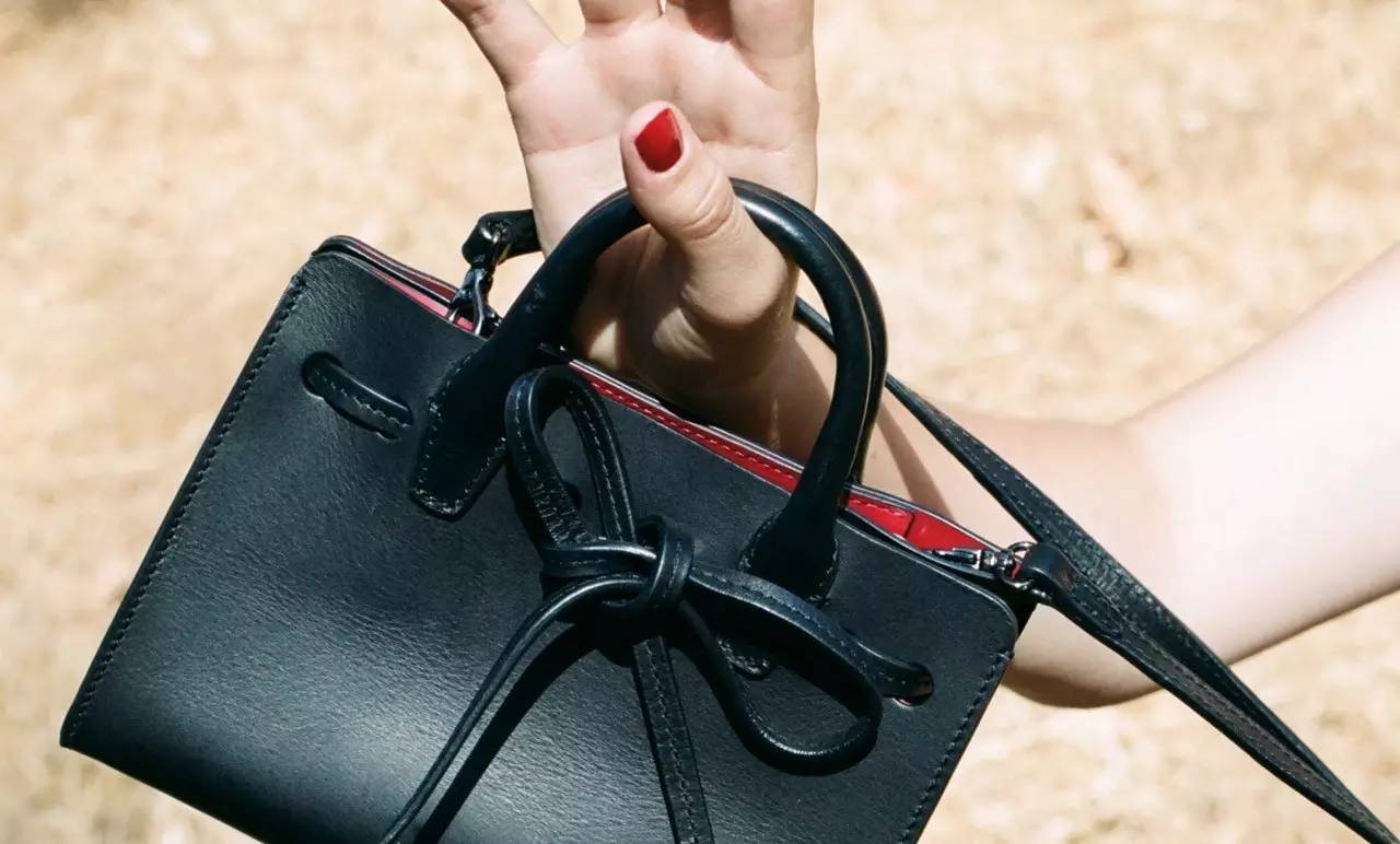 今年秋冬大牌出了哪些新包,各大牌发售新包