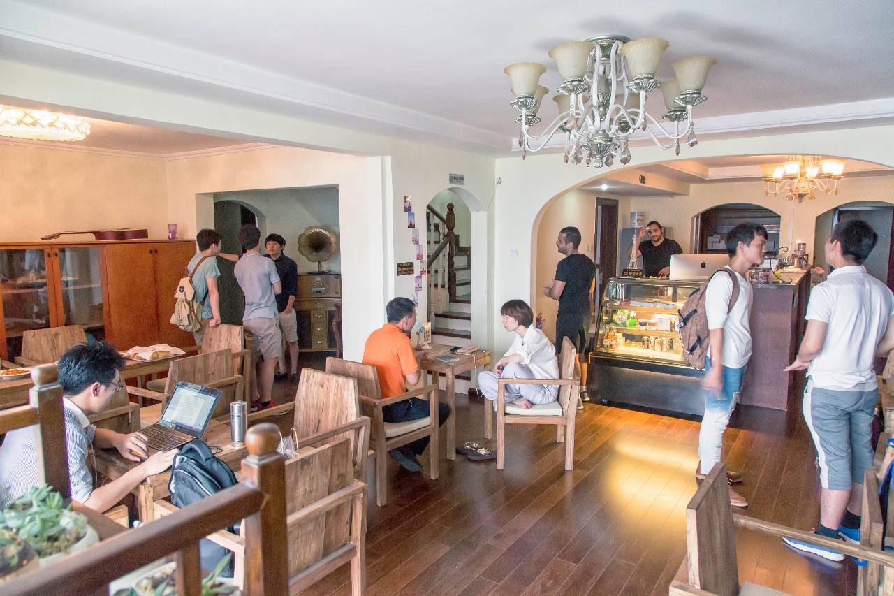 社会底层人如何克服社交恐惧症,当代年轻人的孤独和社交