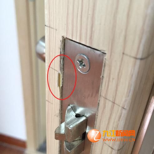 实木门作假曝光,实木门以次充好