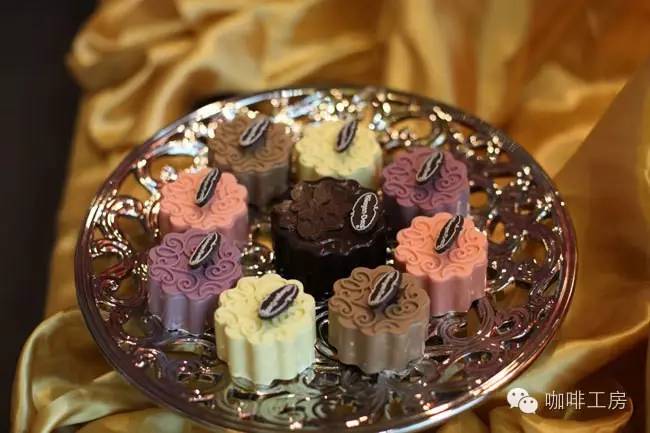 月饼成为奢侈品,时尚大牌的月饼有多奢华