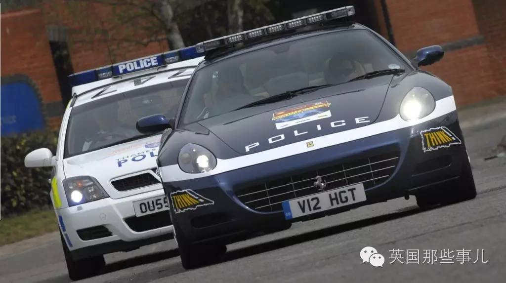 英国警车和警察视频,英国新型警车
