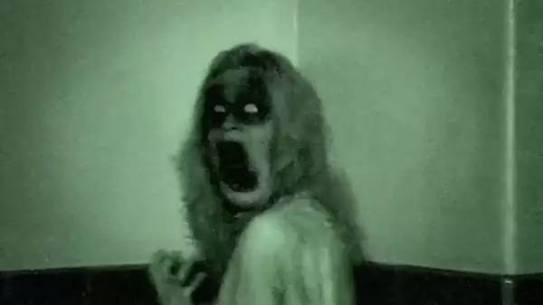 和女/男朋友独处的时候应该看点儿什么片儿？