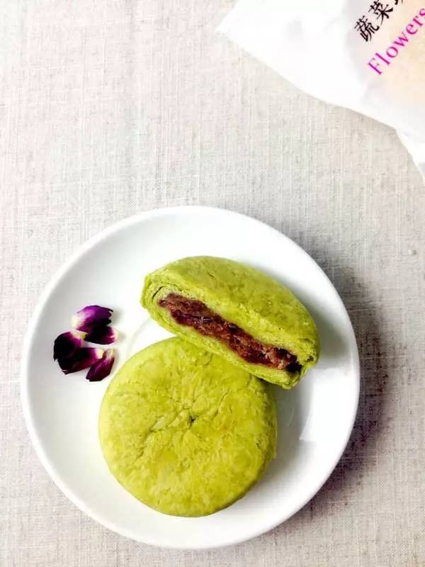 一个月饼的故事大全,月饼的故事40个字