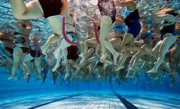 春夏秋冬都可以游的泳池,玩美多