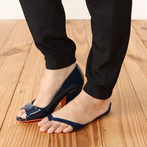 日本樱花妹的心机好物,樱花妹都穿什么袜子