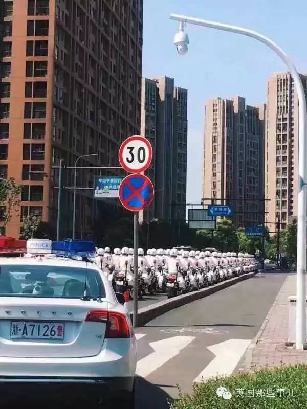英国警车和警察视频,英国新型警车