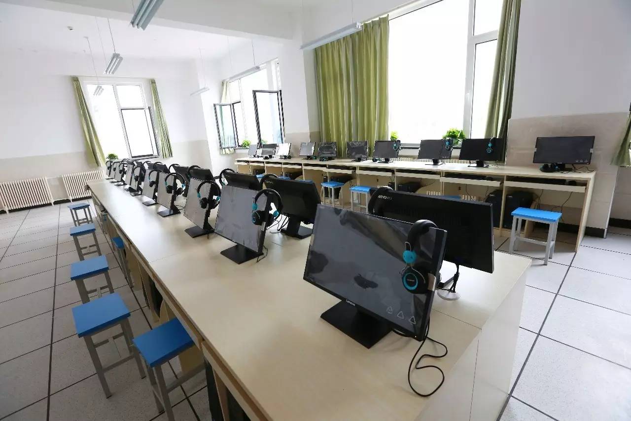 北京市第二实验小学实拍,介绍北京第二实验小学