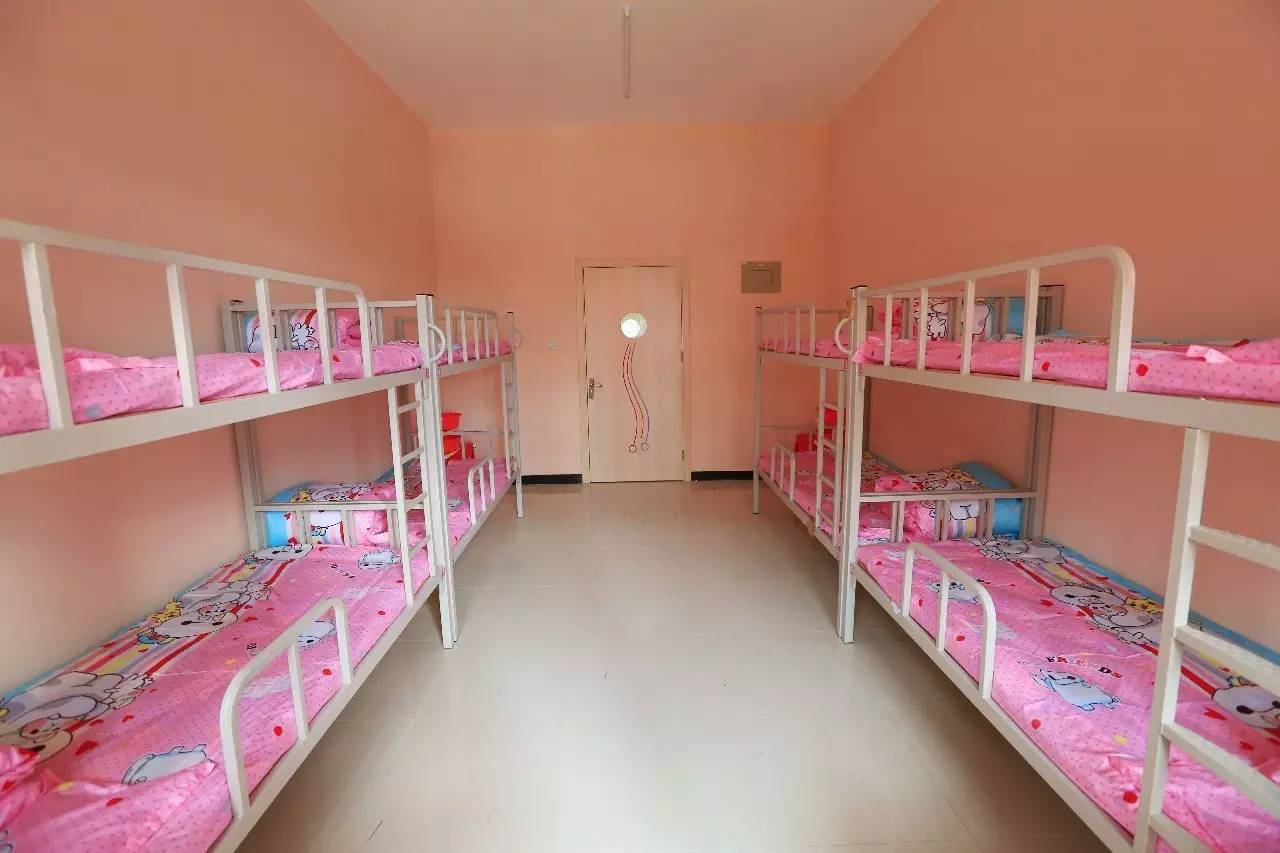 北京市第二实验小学实拍,介绍北京第二实验小学