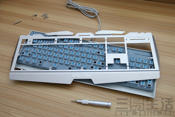 映泰如意防水罩，动手拆解GK2PRO凯华青轴防水机械键盘