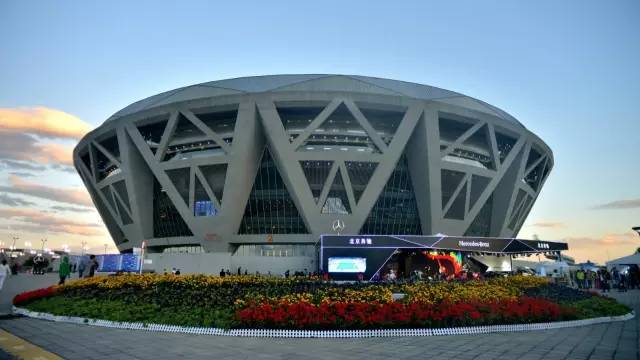 遇见明星不输气场,遇见明星也不开心