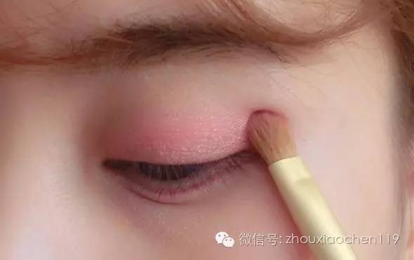 美瞳为什么会辣眼睛,美瞳戴的辣眼睛