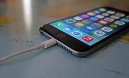 买翻新机被抓,买到翻新机退了还能赔偿吗