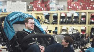 极客爸爸给婴儿车装上了125CC的摩托车发动机边参赛奥运边“遛”小孩？｜905出行设计师