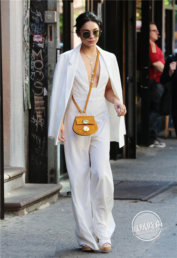 杨幂都背什么香奈儿包,杨幂喜欢的奢侈品包包推荐