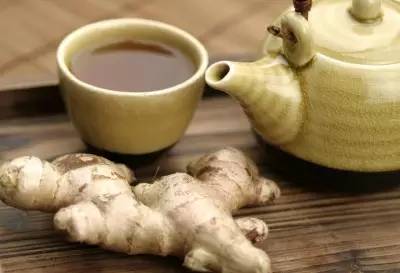 常州一媳妇把用剩的姜块埋在泥土里，一个月后奇迹发生了！