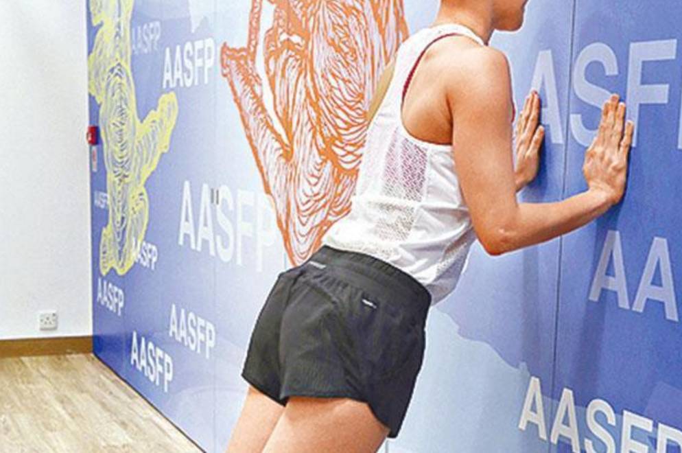 手臂肉松松的是怎么回事,手臂肉松弛怎么紧致