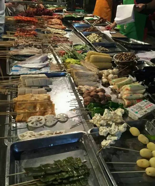 弹子石四大苍蝇馆子,没吃过这几家串串别说你来过宜宾