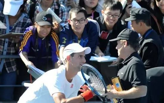 遇见明星不输气场,遇见明星也不开心