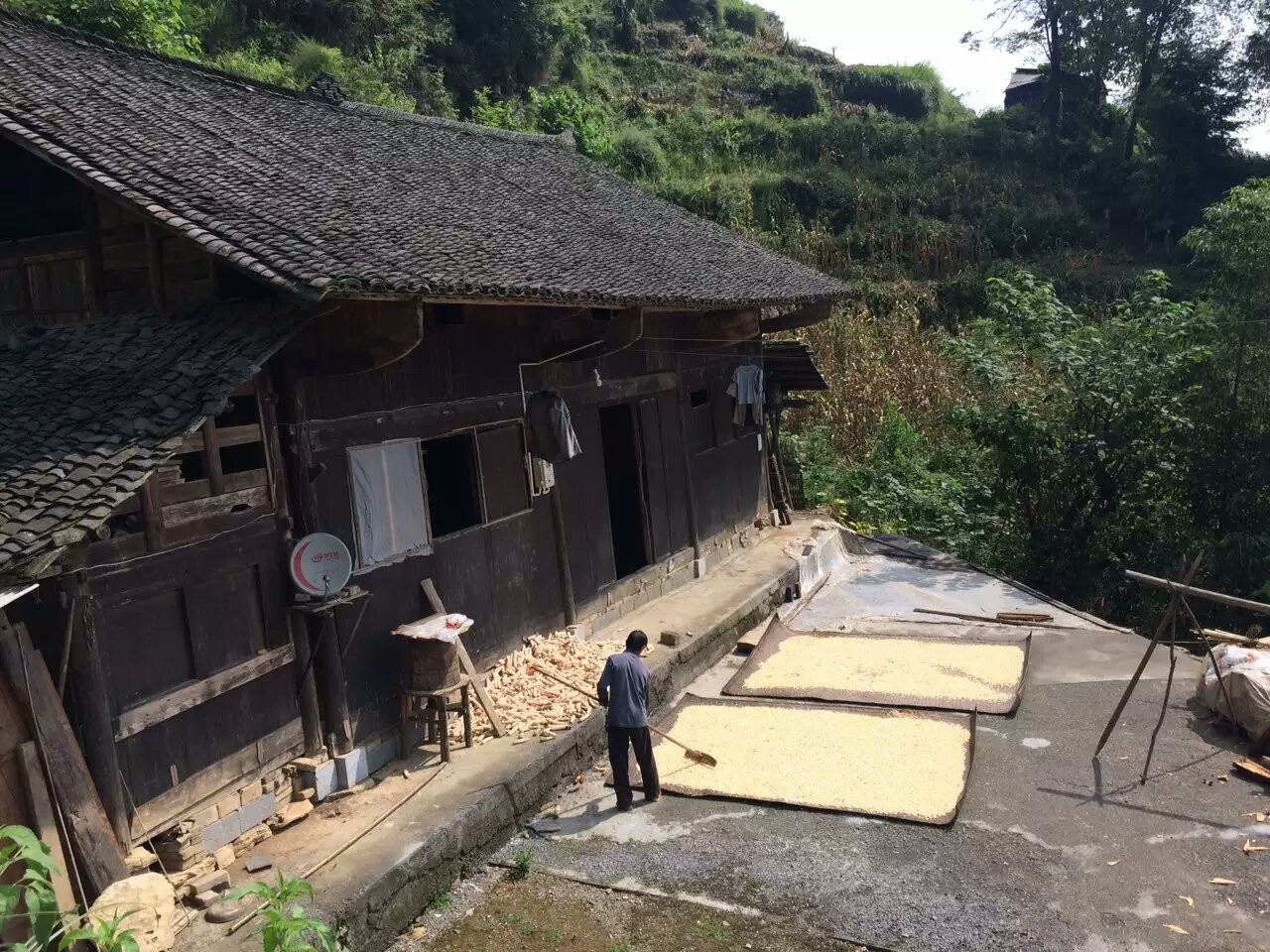 活法｜最好的*眠药安**，就是伸手不见五指