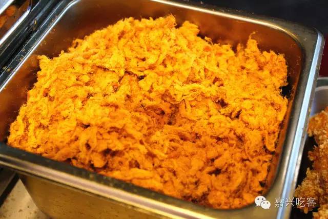 福利网红鸡蛋饼来江南摩尔啦！土豪版简约款自助随心配，你还坐得住?NO.405