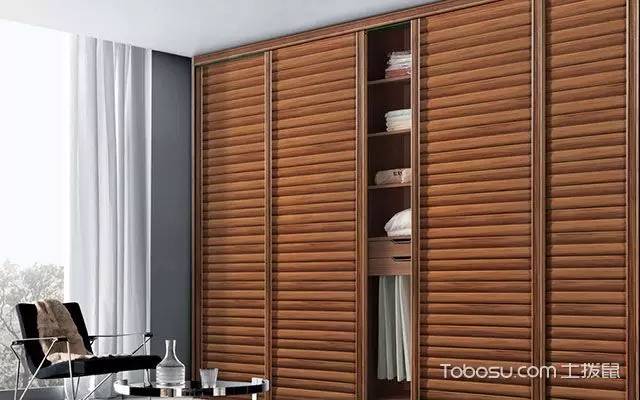 如何正确选衣柜门板材,百叶门衣柜质量怎么样