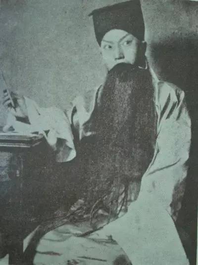 名坤伶访问记：孟小冬