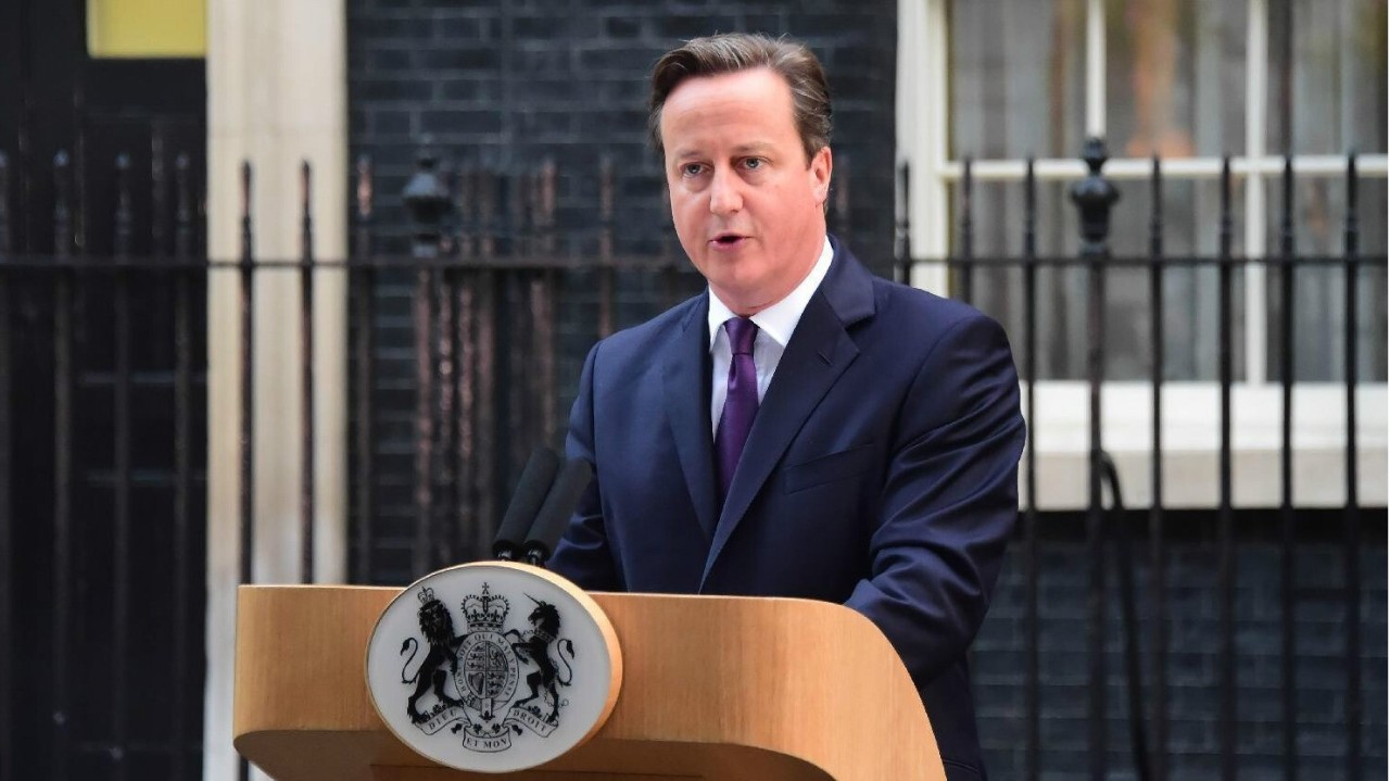 卡梅伦的“退休”生活:逛吃、逛吃、逛吃