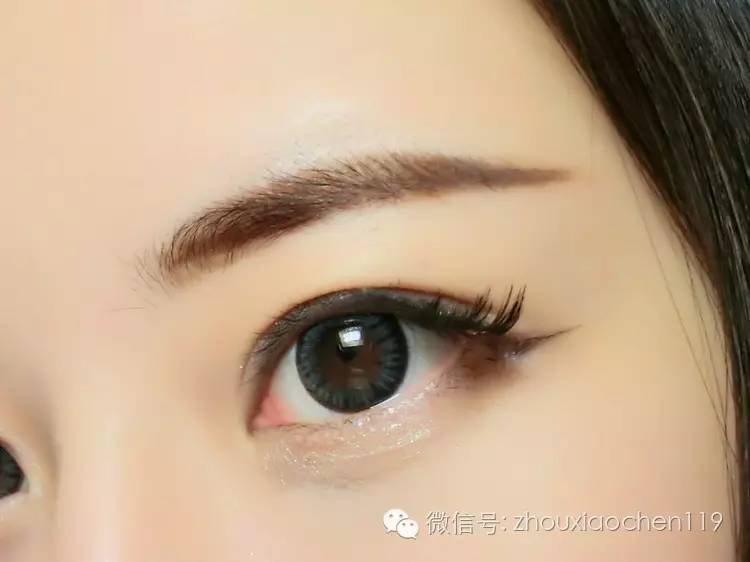 美瞳为什么会辣眼睛,美瞳戴的辣眼睛