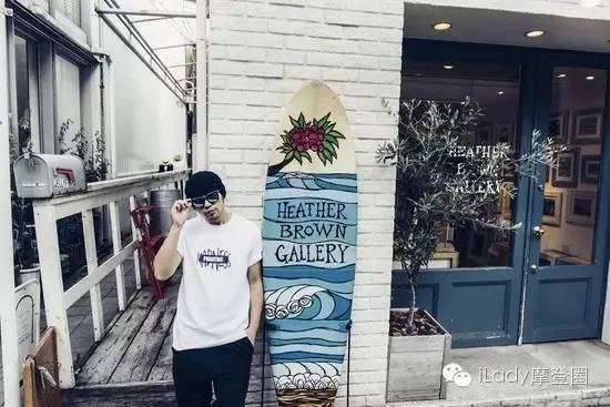 余文乐和周杰伦吃饭穿的vans,周杰伦和余文乐联名