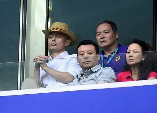 遇见明星不输气场,遇见明星也不开心