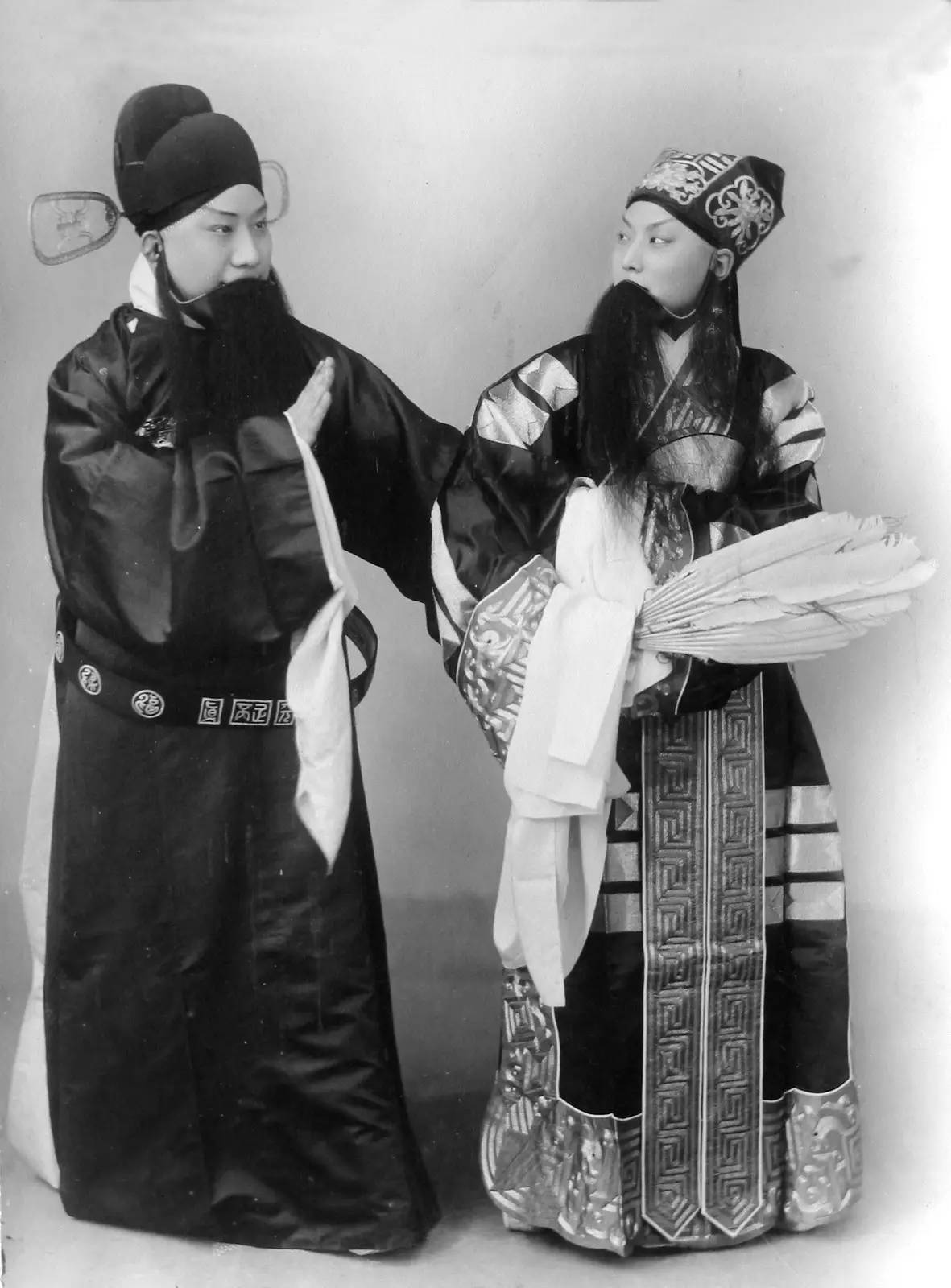 名坤伶访问记：孟小冬