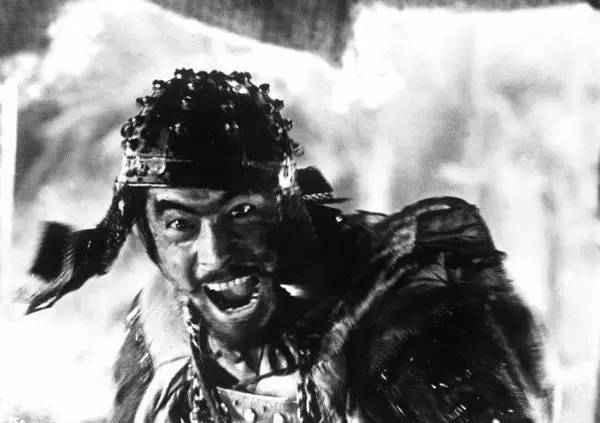 日本历史上十大经典片,日本公认的第一神片