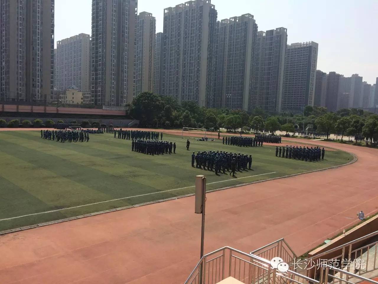 军训|简单点，军训的方式简单点