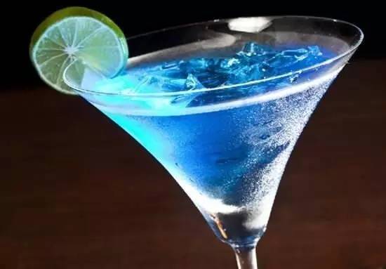 曾经火爆市场的RIO鸡尾酒，现在为什么卖不动了？