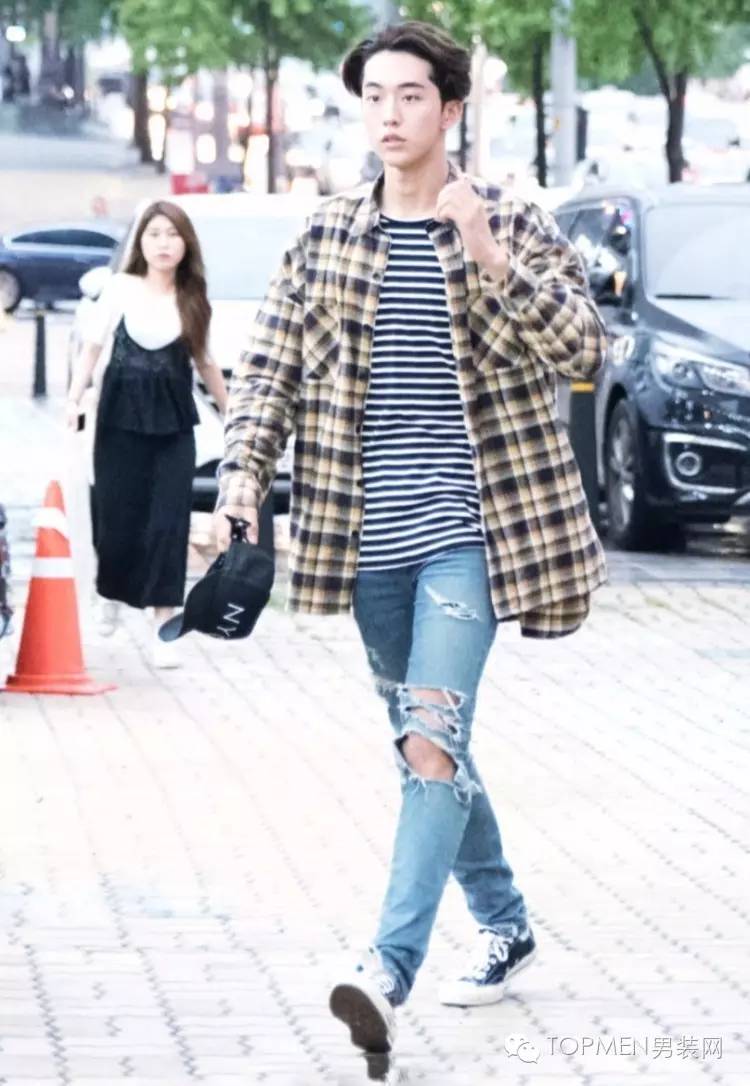 显瘦又永不过时的格子衬衫,很丑的格子衬衫怎么穿